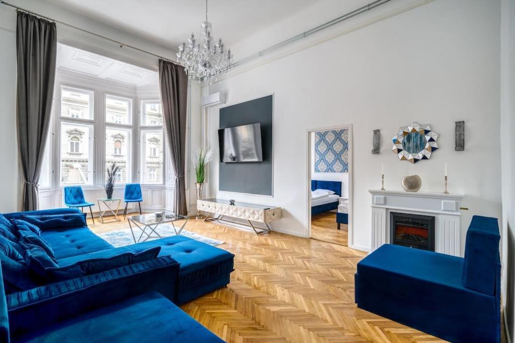 Andrassy Grandeur With Indoor Parking * Budapešť
