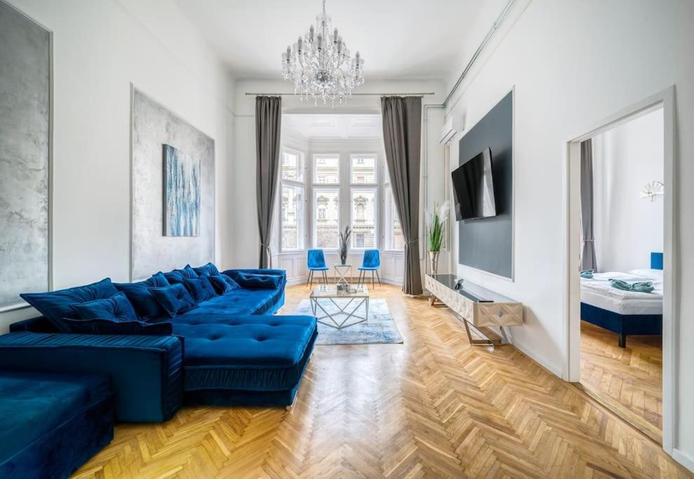 Apartmán Andrassy Grandeur With Indoor Parking *