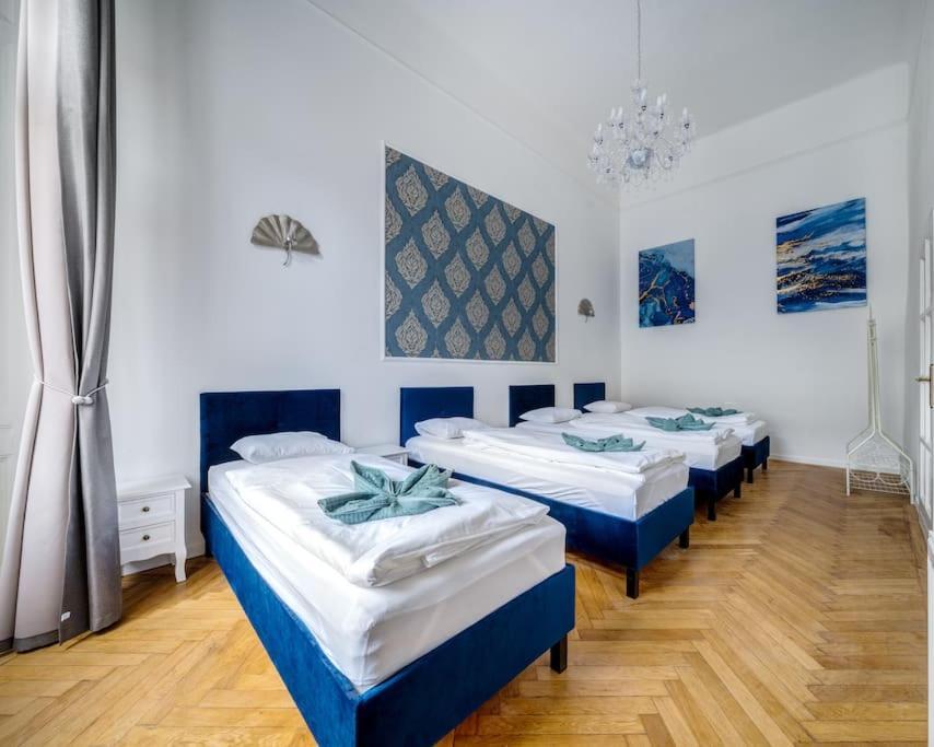 Apartmán Andrassy Grandeur With Indoor Parking *